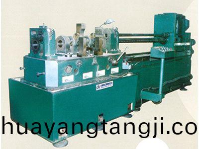 柴油機缸體主軸孔、凸輪軸孔精鏜組郃(he)機牀